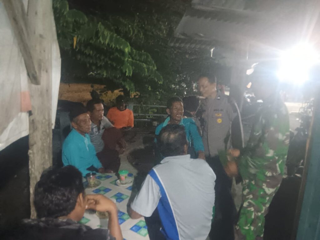 Polsek Turi Amankan Pentas Seni Tayub PHBN HUT ke-80 RI di Desa Sukoanyar