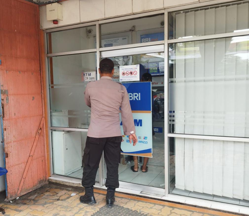 Polsek Maduran Gencarkan Patroli Malam Perintis Presisi, Sasar Obvit dan Pemukiman Warga