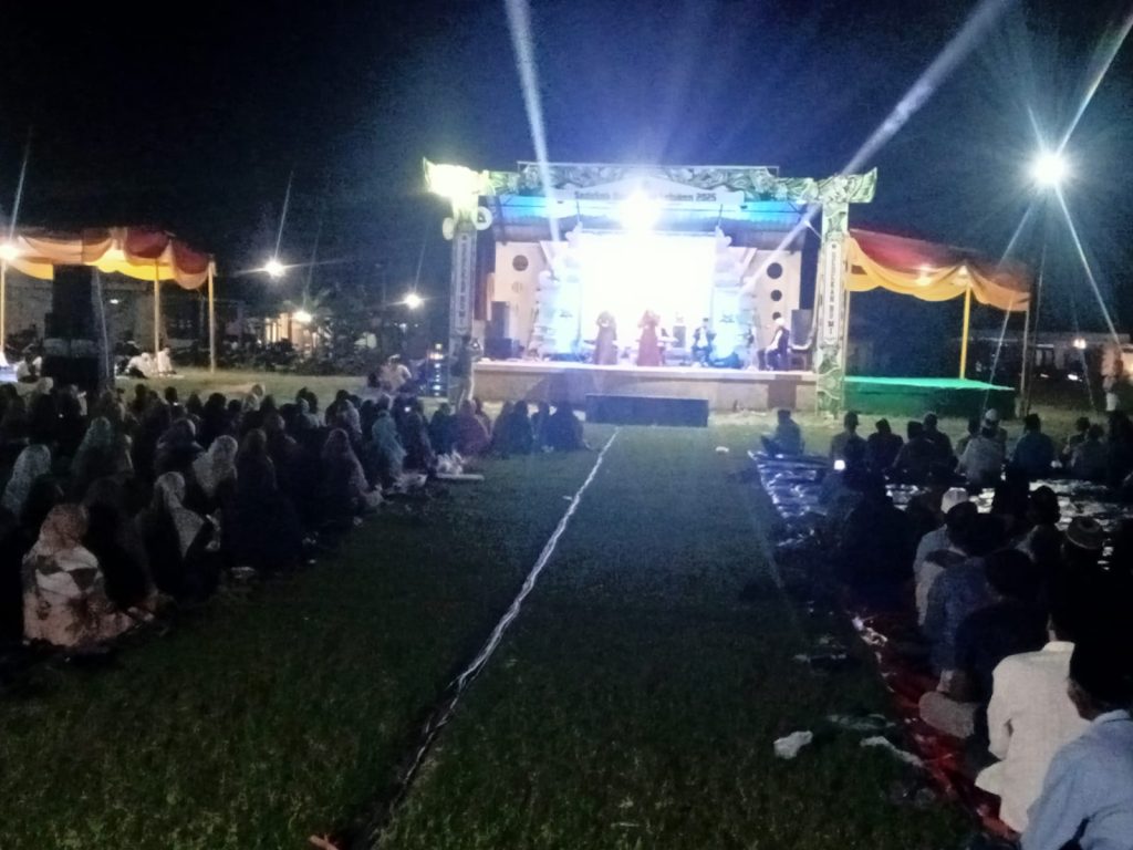 Nilai Syukur dan Silaturahmi Mengalir di Sedekah Bumi Latukan