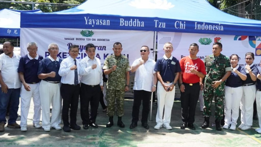TNI dan Tzu Chi Bersinergi, Wujud Kepedulian di HUT ke-27 Korem 052/Wkr