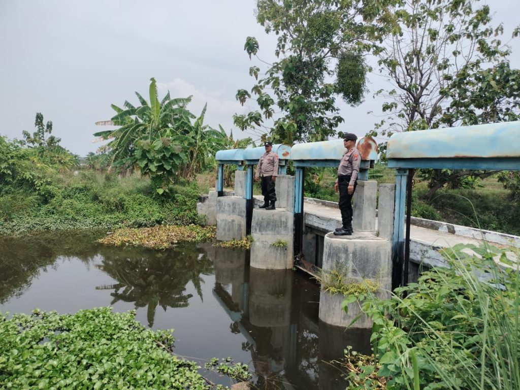 Antisipasi Bencana Alam, Polsek Turi Gelar Patroli di Daerah Aliran Sungai Kiringan