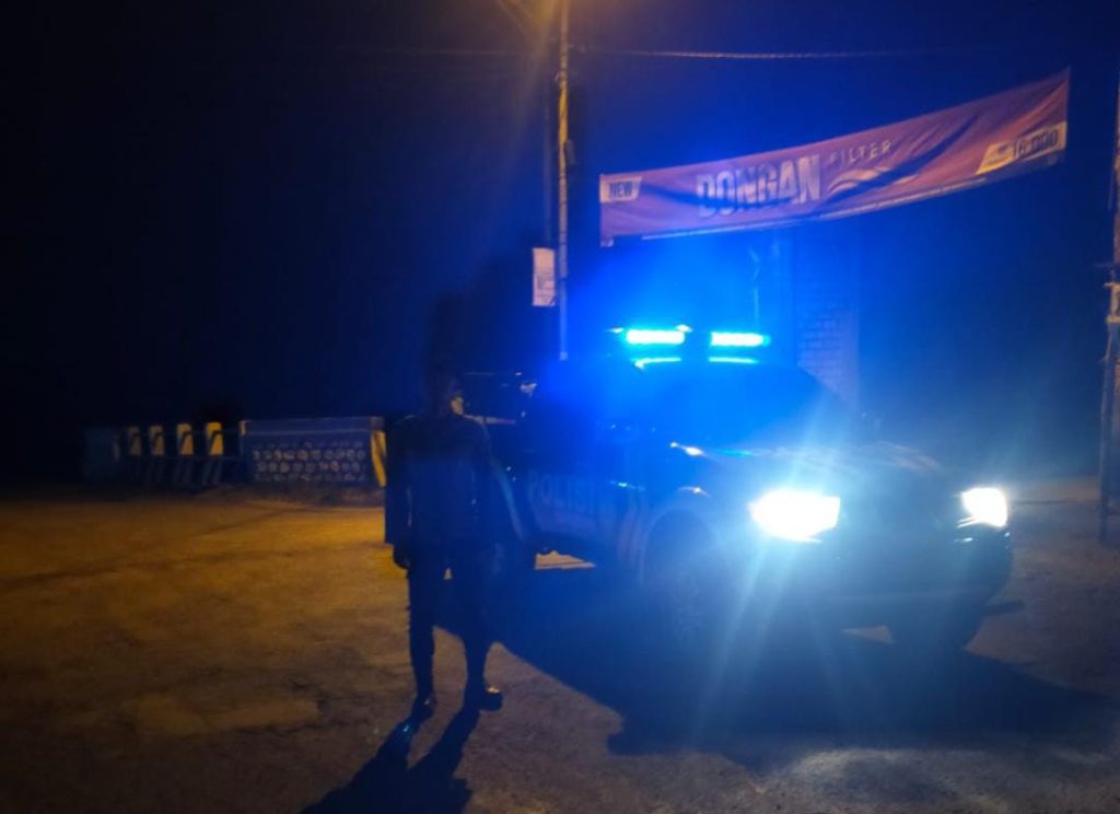 Polsek Maduran Tingkatkan Patroli Blue Light di Titik Perbatasan, Jaga Stabilitas Kamtibmas di Jam Rawan
