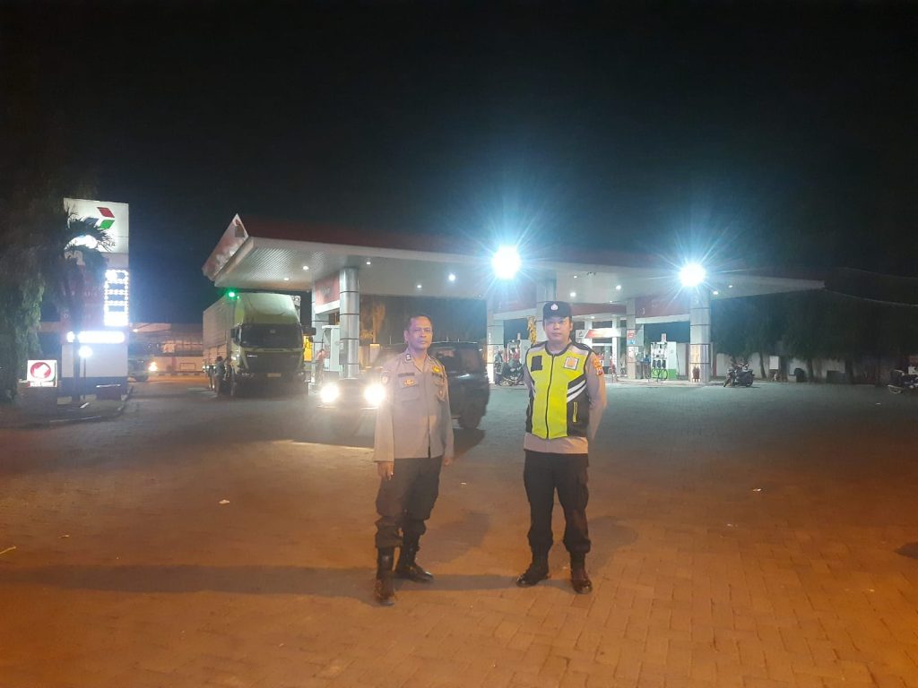 Patroli Malam Polsek Turi Perketat Pengawasan Obyek Vital, Cegah 3C dan Gangguan Kamtibmas