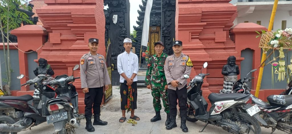 Ibadah Galungan Umat Hindu di Pura Sweta Maha Suci Balun Berlangsung Khidmat dan Kondusif