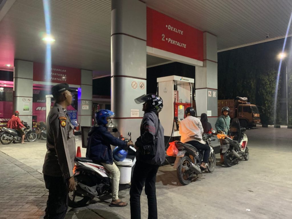 Polsek Karanggeneng Gencarkan Patroli Obyek Vital, Antisipasi 3C dan Jaga Kondusivitas Malam Hari