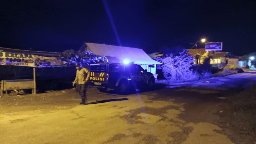 Blue Light Maduran Menyala Sepanjang Malam: Polsek Intensifkan Patroli Cegah 3C dan Potensi Gesekan Perguruan Silat