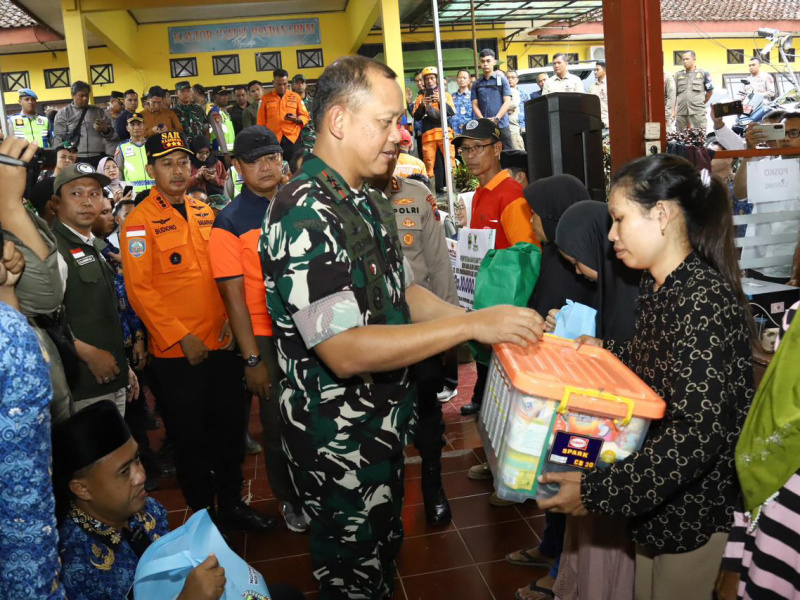 Gerak Cepat Forkopimda Jateng Tangani Longsor Pandanarum
