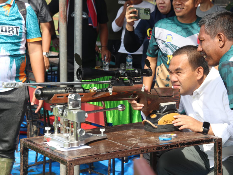 Kejurnas Menembak Bupati Cup 2025, Arief Rohman Harapkan Peningkatan Prestasi Atlet