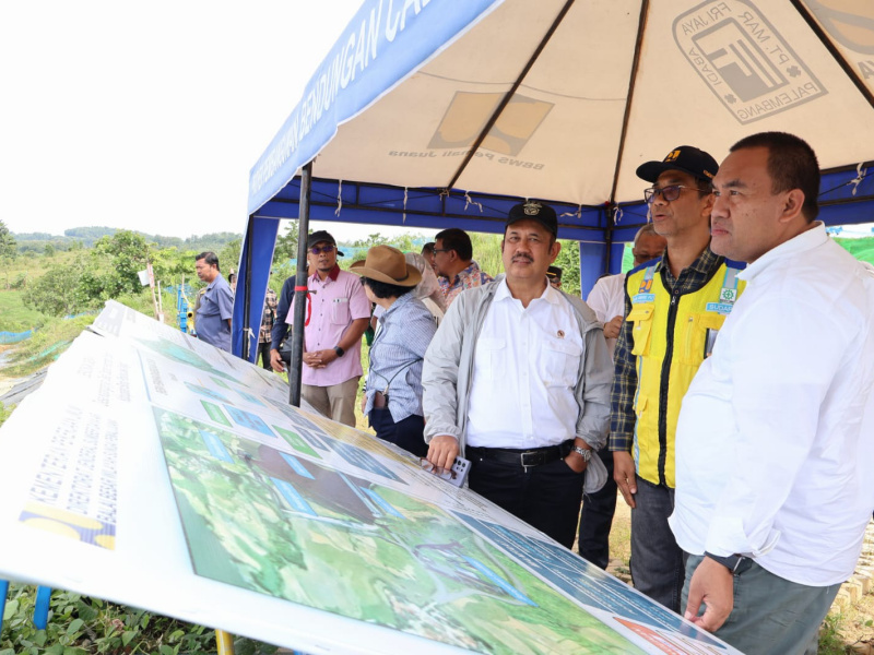 Menteri PPN Tinjau Proyek Strategis Nasional di Blora