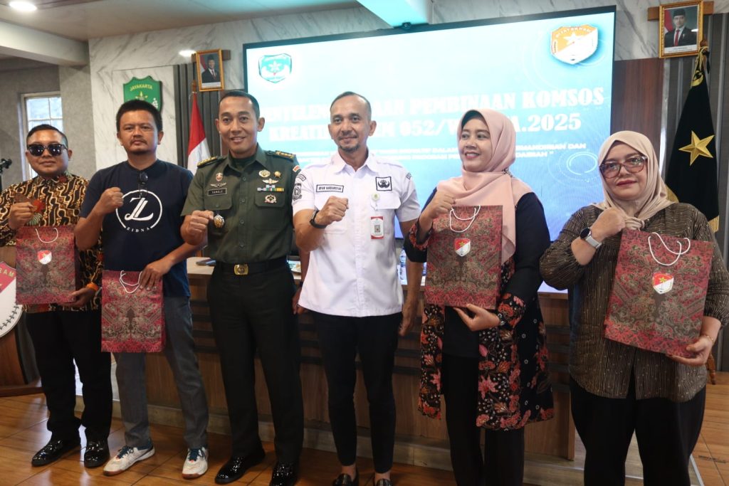 Perkuat Kemandirian Bangsa, Korem 052/Wkr Gelar Komsos Kreatif untuk UMKM dan Pelaku Industri Kreatif