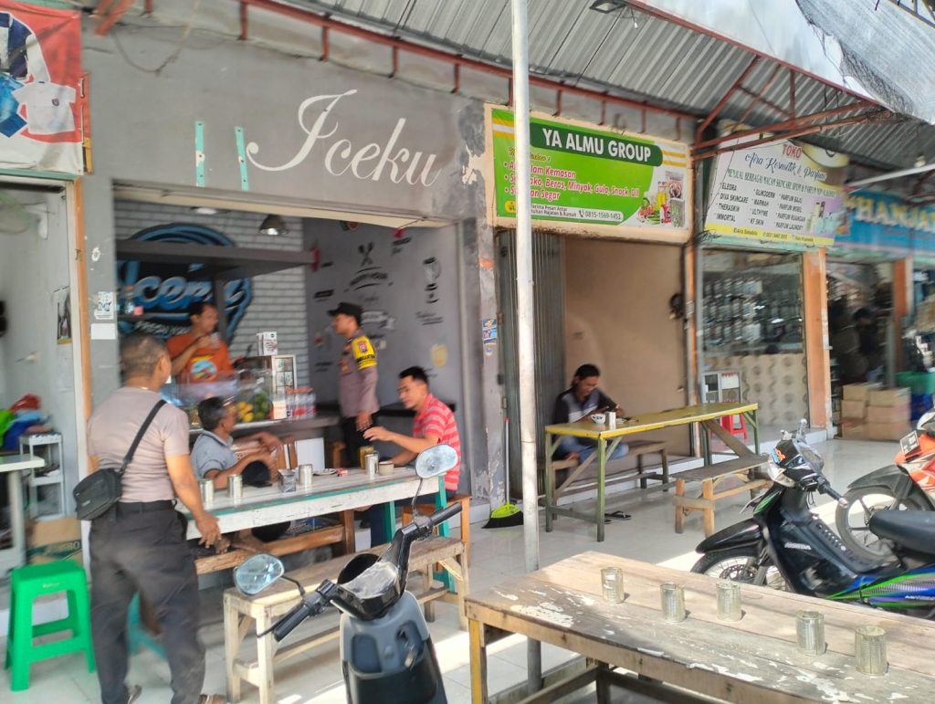 Polsek Maduran Gelar Patroli Dialogis, Himbau Warga Waspada Curanmor dan 3C