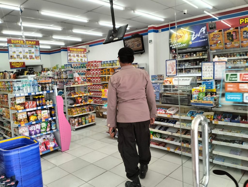 Polsek Maduran Gencarkan Patroli Dialogis, Warga Diimbau Waspada Gangguan Kamtibmas