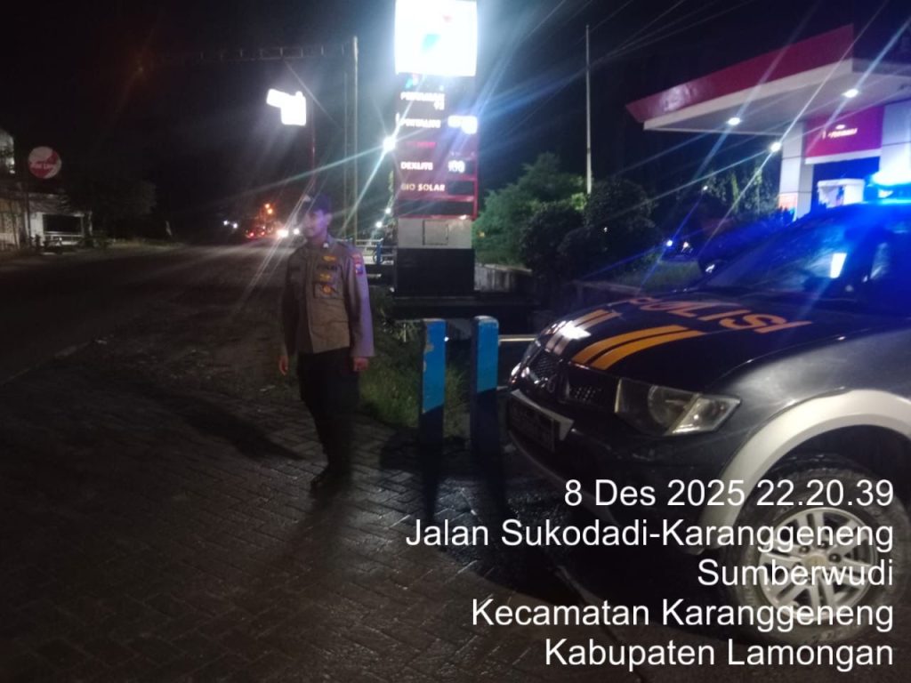 Polsek Karanggeneng Gelar Patroli Blue Light, Amankan Jalur Poros Hingga Lokasi Rawan Gangguan Kamtibmas