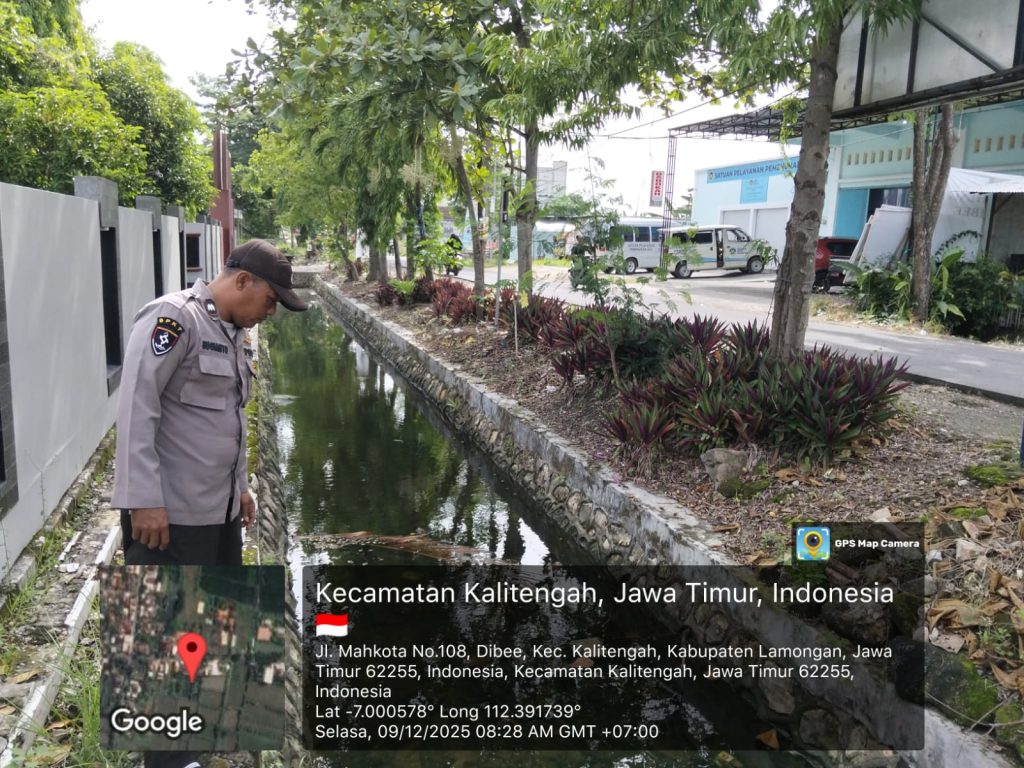 Polsek Kalitengah Gelar Patroli Kota Presisi Antisipasi Banjir, Warga Diimbau Tak Buang Sampah di Sungai