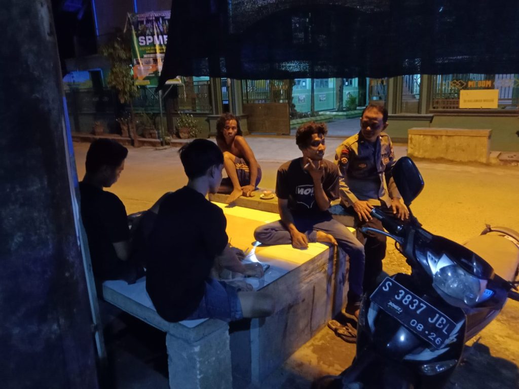 Himbau Pemuda dan Warga Tingkatkan Kewaspadaan Antisipasi Curanmor dan Gangguan Kamtibmas