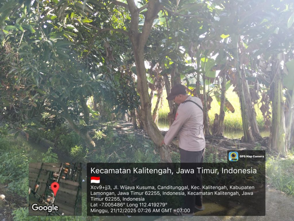 Polsek Kalitengah Patroli Kota Presisi di Canditunggal, Serang Sampah Sungai & Himbau Warga Jaga Kamtibmas