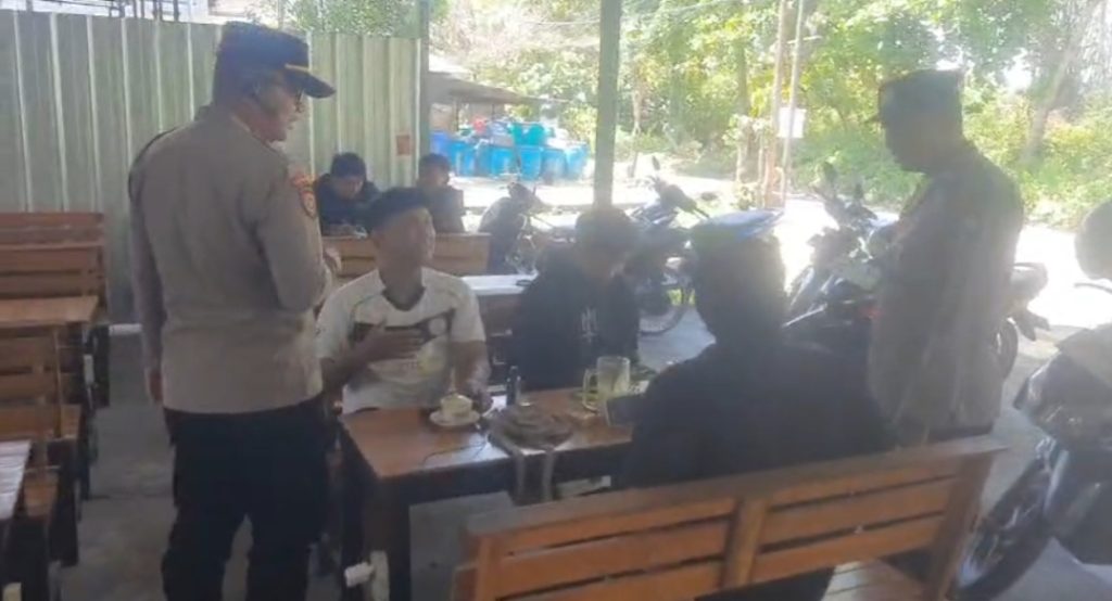 Polsek Turi Gelar Patroli Dialogis Harkamtibmas di Wilayah Kecamatan Turi