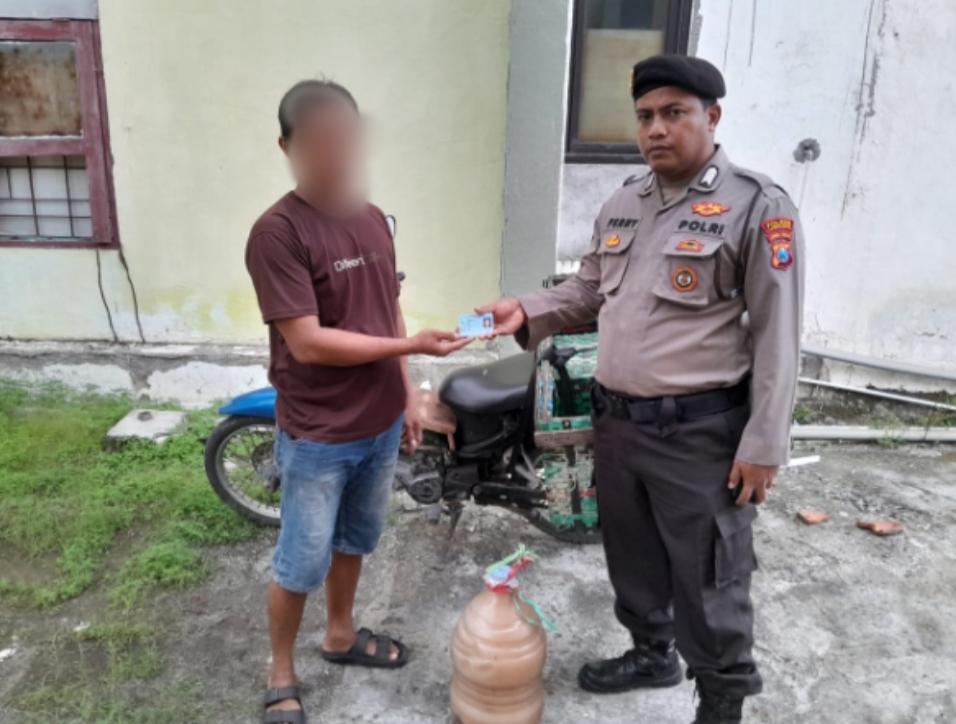 Polsek Kalitengah Amankan 15 Liter Miras Toak Saat Patroli KRYD di Desa Dibe