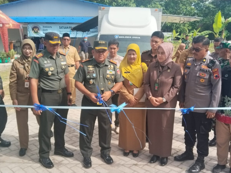 Wujudkan Generasi Sehat dan Cerdas, Danrem 073/Makutarama Resmikan SPPG di Yonif 410/Alugoro